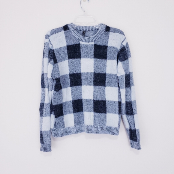 Alya Fuzzy Gray Black Plaid Check Sweater  Size Medium Mohair - Picture 7 of 7